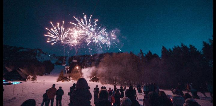 Votre Studio Balneo Bien-Etre A La Montagne Thollon-les-Memises Eksteriør billede